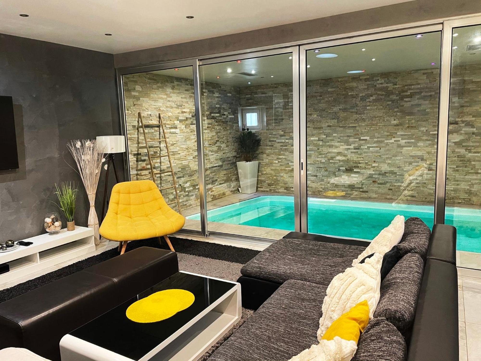 Appartement Standing Piscine Interieur Privatisee . Mutzig Exteriér fotografie